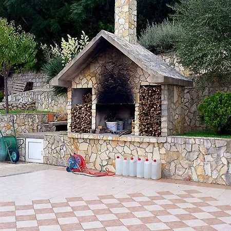 Guest house Marta Brist